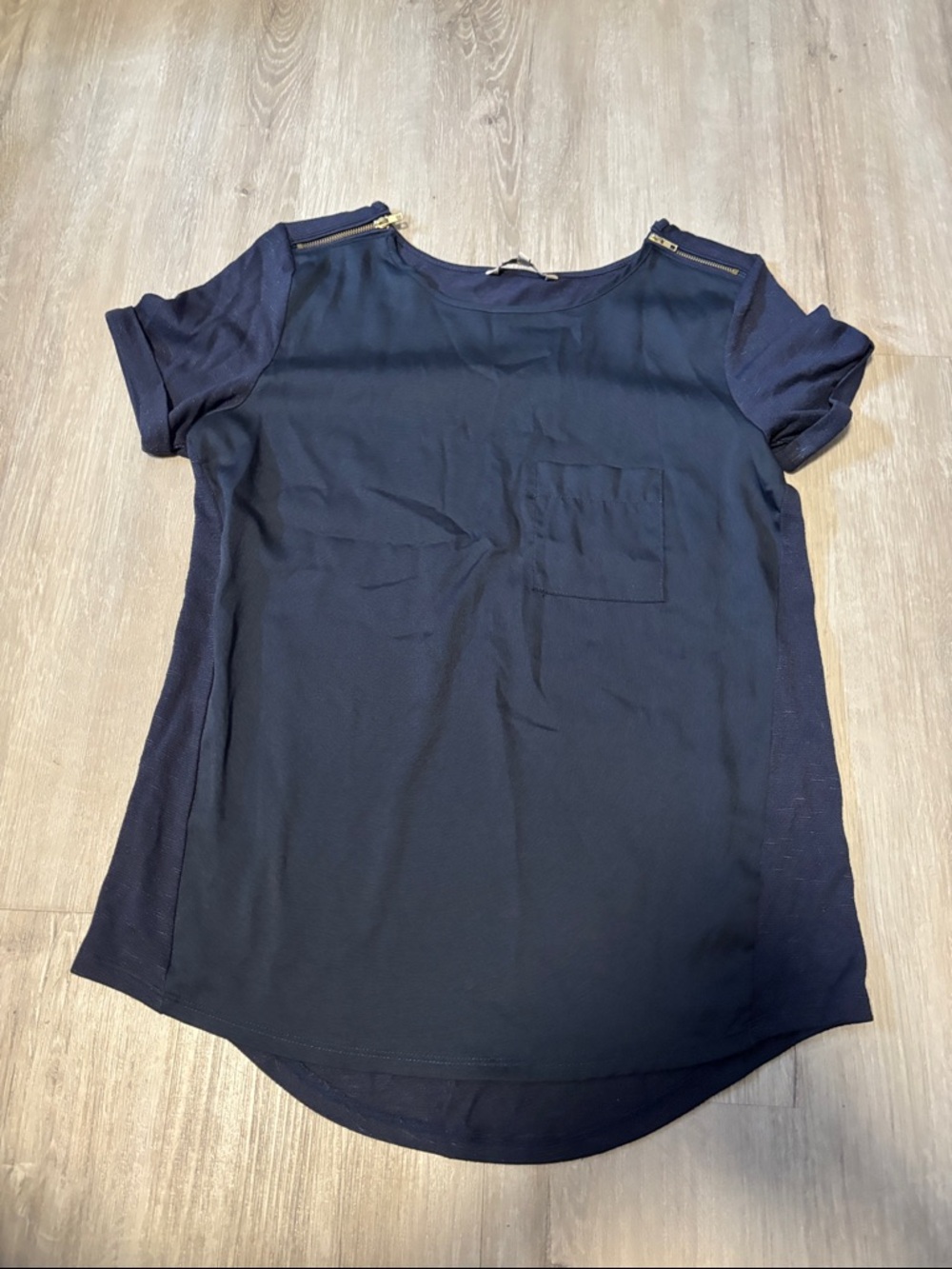 RW&CO. Black Short Sleeve Tee with Gold‎ Zip Shoulders